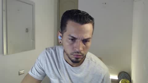Damian online show from October 13, 5:02 pm