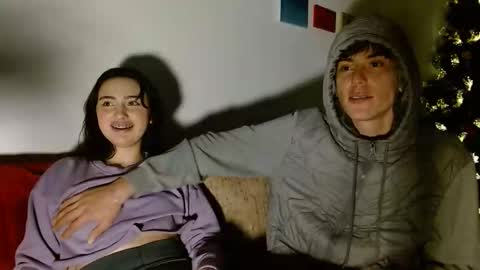 Damian   Maya online show from December 4, 1:15 am