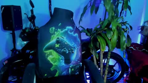 Damian torner online show from October 12, 8:35 am