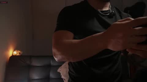 Snapshot of damianow chatting on September 24, 11:52 pm insta damn8 -------- online show from September 24, 11:52 pm