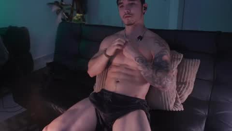 insta damn8   --------  online show from December 21, 12:56 pm