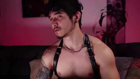 insta damn8   --------  online show from March 11, 12:38 am