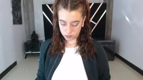 Snapshot of damiaoshun_ch chatting on July 5, 1:18 pm Damia online show from July 5, 1:18 pm