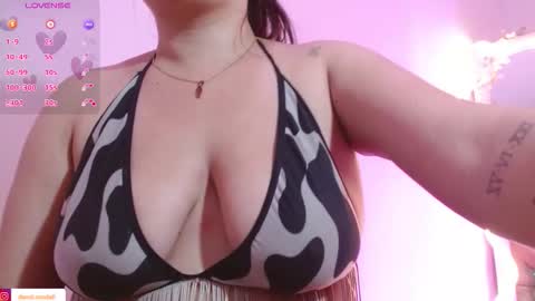 Damii online show from March 8, 3:27 pm