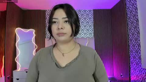 Damii online show from April 26, 3:04 am