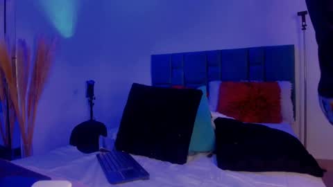 INSTAGRAM  DAMMIANMILLEROFICIAL online show from October 14, 11:33 am