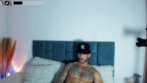 INSTAGRAM  DAMMIANMILLEROFICIAL online show from July 21, 12:02 am
