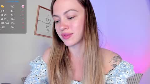 Snapshot of damn_cutie chatting on May 24, 8:03 pm Tiana online show from May 24, 8:03 pm