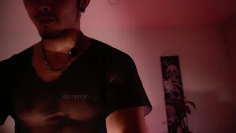 Snapshot of damnnoir chatting on April 16, 12:00 am insta damn8 --- ----- online show from April 16, 12:00 am