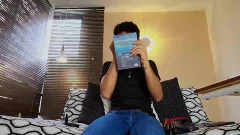 Damon  Salvatore online show from February 16, 7:43 pm