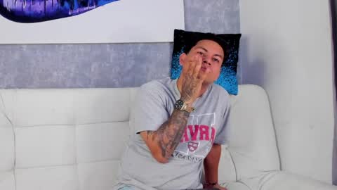 DAMON  online show from April 28, 3:28 pm