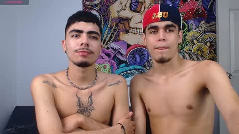 Snapshot of damoncolbi chatting on December 11, 3:45 am damoncolbi online show from December 11, 3:45 am