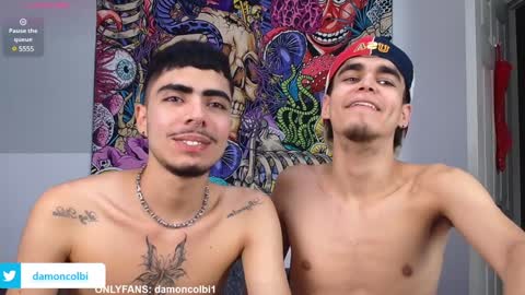 Snapshot of damoncolbi chatting on December 11, 6:47 am damoncolbi online show from December 11, 6:47 am