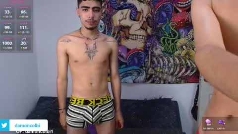 Snapshot of damoncolbi chatting on December 14, 1:39 am damoncolbi online show from December 14, 1:39 am