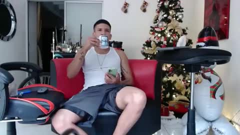 damyan_2003 online show from December 3, 1:32 pm