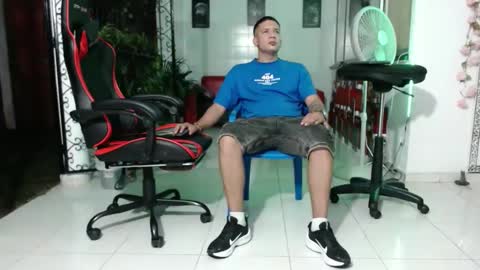 damyan_2003 online show from January 6, 11:31 pm