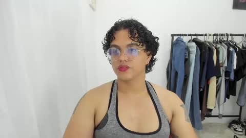 Diane Blosson online show from April 28, 11:32 pm