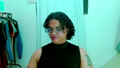 Diane Blosson online show from August 4, 12:58 am