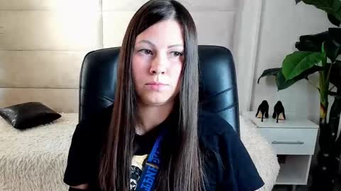 Snapshot of dana_dom chatting on October 24, 2:52 am Dana Dom online show from October 24, 2:52 am