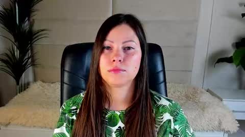 Snapshot of dana_dom chatting on November 9, 1:04 am Dana Dom online show from November 9, 1:04 am