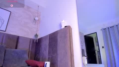 Dana online show from February 13, 1:51 pm