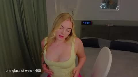 Dana online show from July 31, 7:02 pm