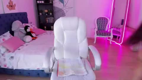dana_paula online show from July 1, 11:56 am
