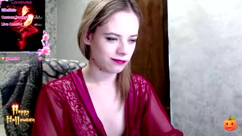 Snapshot of dana_smilex chatting on October 30, 6:41 pm Dana SmileX online show from October 30, 6:41 pm