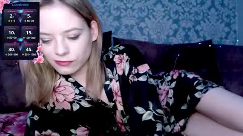 Dana SmileX online show from January 8, 7:05 pm