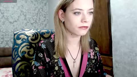 Dana SmileX online show from January 11, 7:30 pm