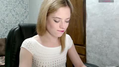 Dana SmileX online show from May 5, 7:33 pm