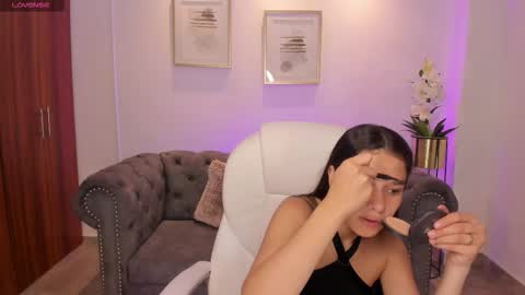 Snapshot of danaa_rouse chatting on October 4, 7:12 pm danaa_rouse online show from October 4, 7:12 pm