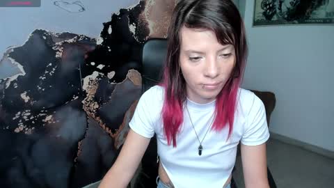 Snapshot of danaarey chatting on January 8, 11:10 am Danaa Rey online show from January 8, 11:10 am