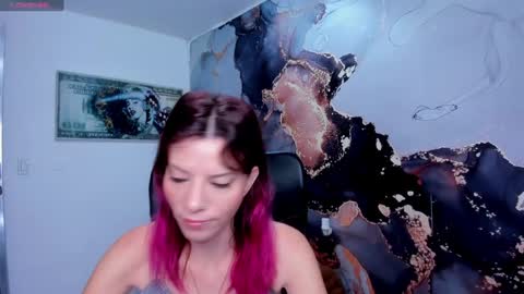 Snapshot of danaarey chatting on February 8, 11:12 am Danaa Rey online show from February 8, 11:12 am