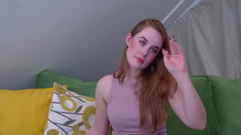 Snapshot of danadrake chatting on January 27, 12:43 am Dana online show from January 27, 12:43 am