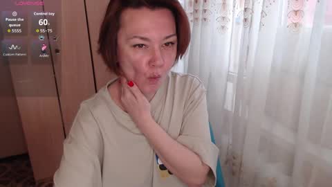 danbie_leen online show from May 8, 11:04 am