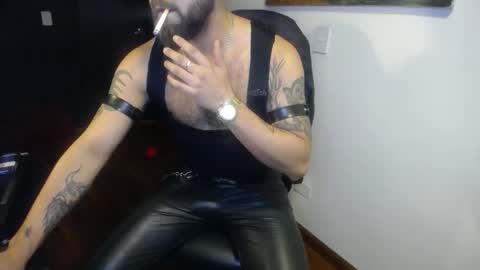 Snapshot of danbury44 chatting on November 7, 4:23 am danbury online show from November 7, 4:23 am