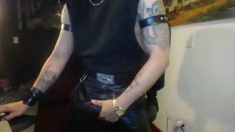 Snapshot of danbury44 chatting on November 24, 10:53 pm danbury online show from November 24, 10:53 pm