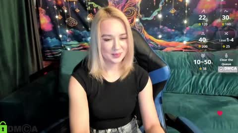 dances_queen online show from April 4, 6:55 am