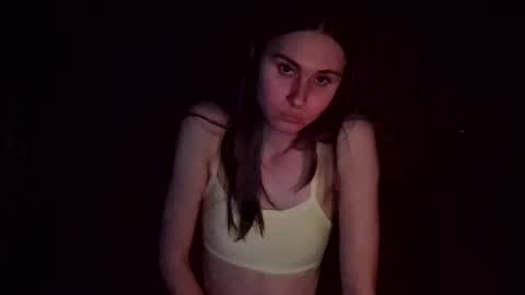 dancingdoll33 online show from August 2, 3:16 am