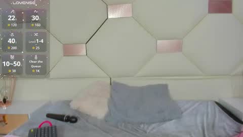 dandelion1_ online show from March 16, 8:57 pm