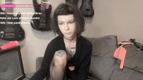 dandelion_sea online show from October 11, 3:21 pm