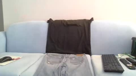 dandyriver online show from December 1, 6:19 pm