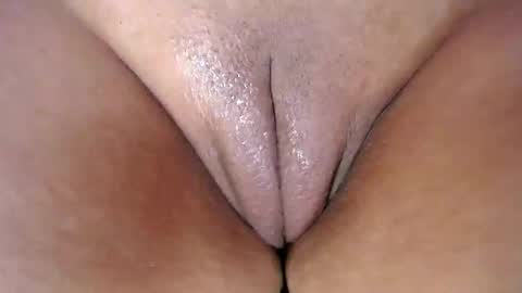 Snapshot of danette_deluxee chatting on January 11, 8:08 am danette_deluxee online show from January 11, 8:08 am