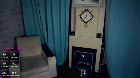 Astrid online show from October 19, 7:36 pm