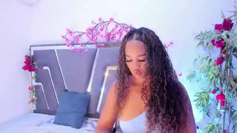 Snapshot of danfnetorres chatting on November 13, 7:24 pm Danfne Torres online show from November 13, 7:24 pm