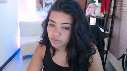 Snapshot of dangel_noir6 chatting on May 13, 11:51 am Veronica online show from May 13, 11:51 am