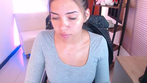Snapshot of dangel_noir6 chatting on May 28, 12:02 pm Veronica online show from May 28, 12:02 pm