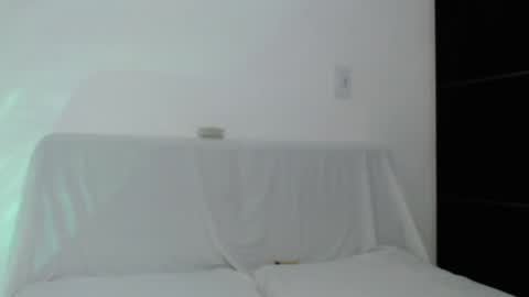 Ela and Santi online show from October 11, 6:34 am