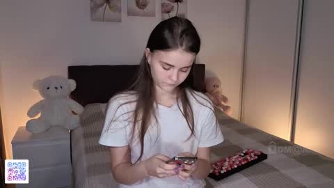 Snapshot of dangerouss_lady chatting on October 12, 8:52 pm Eva online show from October 12, 8:52 pm